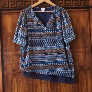 Stylus Women’s top Size XL blouse multicolored V neck in good condition